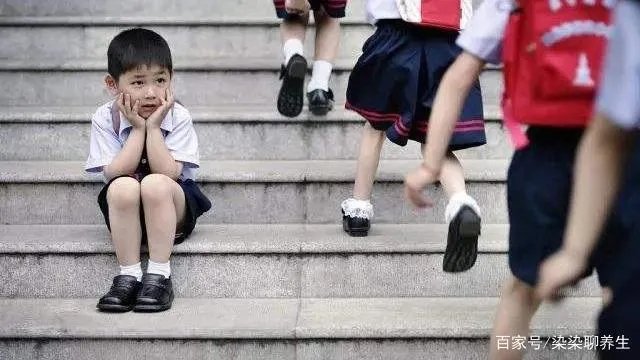 难怪马化腾的朋友圈这么低调,微信里哪三类人,基本很少发朋友圈?