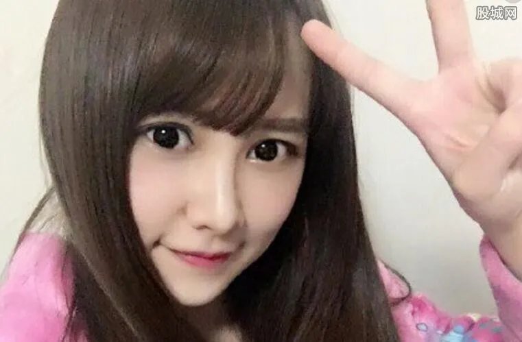 唐安琪为复健落泪 唐安琪为什么会被烧伤?