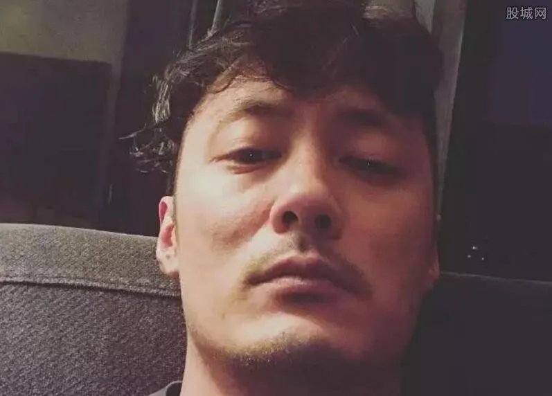 余文乐女友王棠云背景 到底谁才是余文乐的正牌女友?