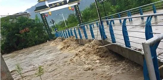 岳阳县一座4万立方米容量山塘溃坝是真的吗?