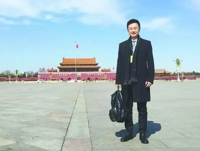 王宁告别新闻联播是真的吗 谁接任他?