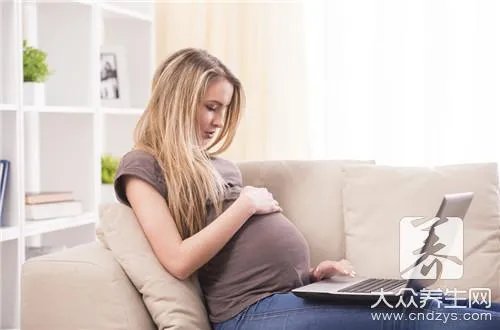怀孕生女儿的肚子图片