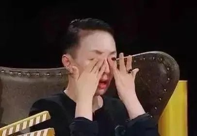 如何看待演员凌潇肃开通微博这一事件?