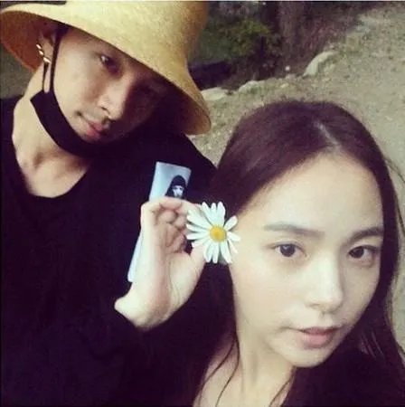 太阳明年将与谁完婚?