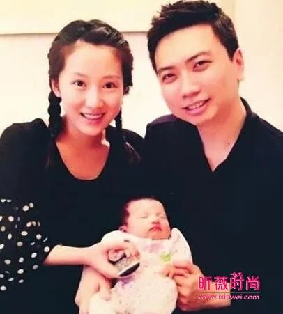 李念炫富照被批:李念丈夫显赫背景令人震惊
