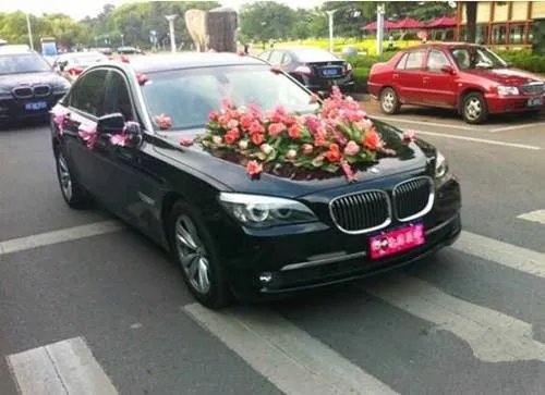 成都租婚车价格一览表 成都婚车租赁公司哪家好