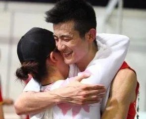 为什么谌龙求婚成功?