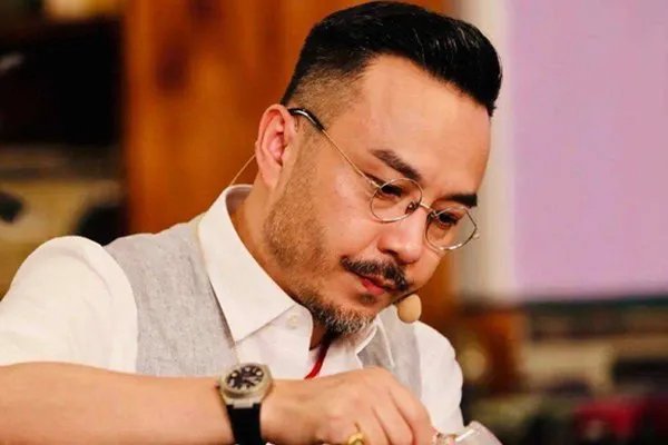 汪涵因个人代言而道歉，2018年就结束的代言，为何现在才出来道歉？