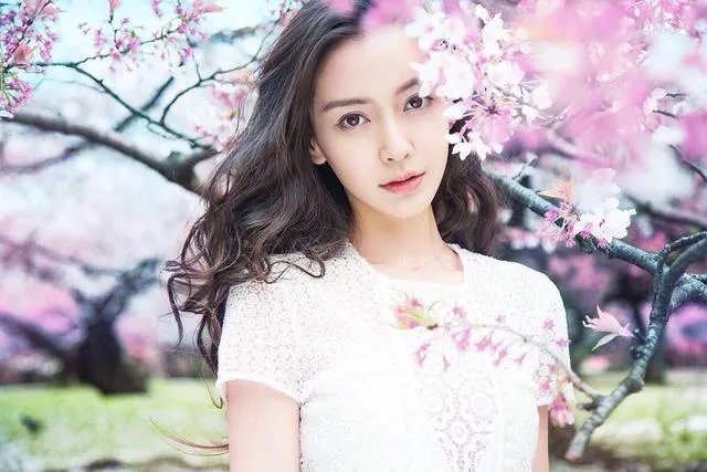 《七十二层奇楼》与《奔跑吧》你会看哪个?为什么?