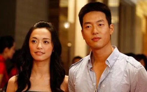 如何看待演员凌潇肃开通微博这一事件?