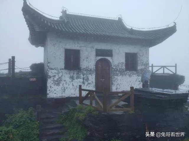 你去过的第一个A级景区是哪里?给你留下了什么深刻印象?