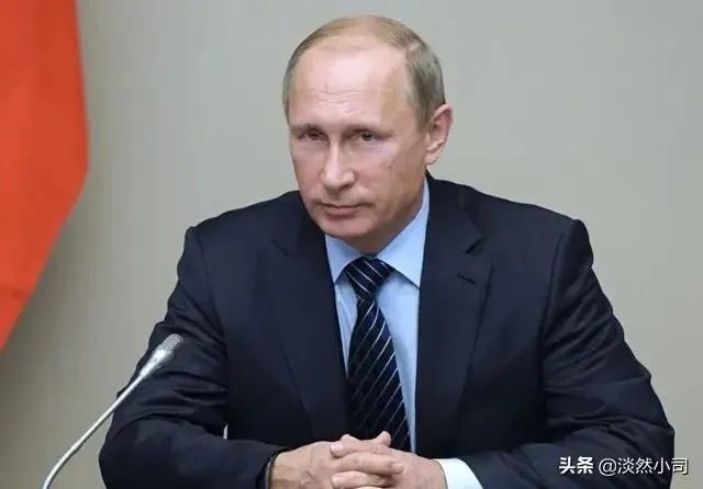 泽连斯基向普京发出邀请,希望举行有美国总统在场的三方会谈,他的愿望能实现吗?