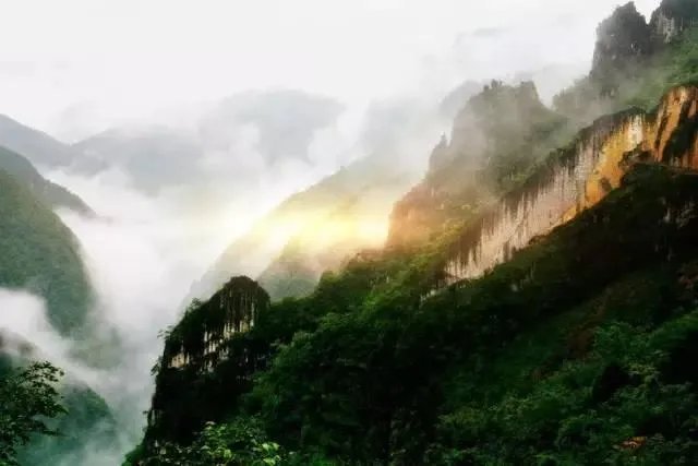 重庆出发3天自驾游攻略求推荐?