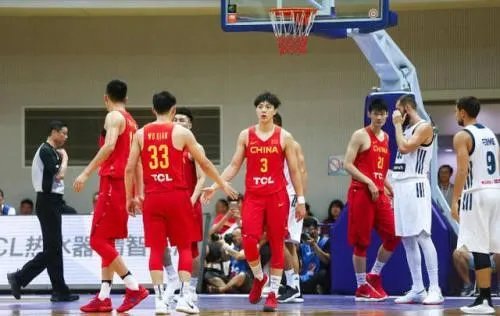 中国男篮险胜韩国,为什么小许还是很失望?