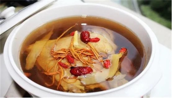 四川的四姑娘山好玩吗?