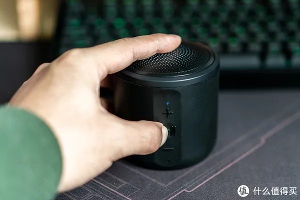 ¥39包邮的全新洋垃圾,沃尔玛大超市自有品牌,IP4X三防Blackweb男牙音箱