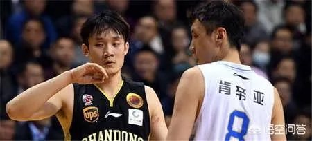 记者:CBA通知季后赛球队留在赛区