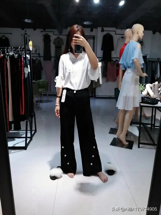 大家能否推荐下适合职场女性的服装品牌?穿上走路带风那种?