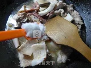 墨鱼鲞烧大排