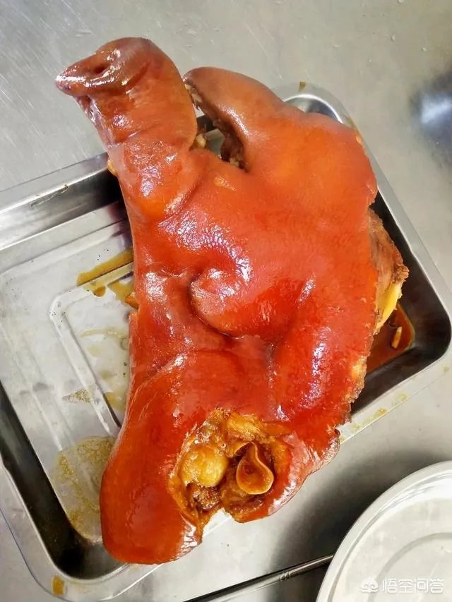 调熟猪头肉的配料怎么做才好吃呢？
