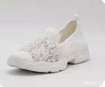有哪些舒适透气的女鞋品牌?