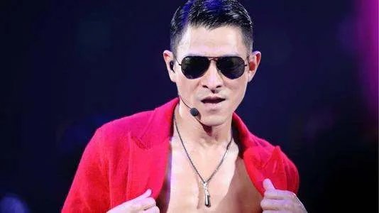 杨坤回应刘德华事件,对此你怎么看?