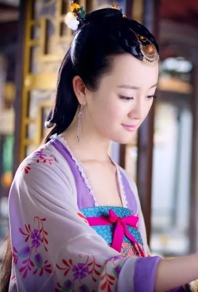 刘雨欣回应张檬道歉事件:“勿扰!”,你怎么看待张檬道歉这件事?