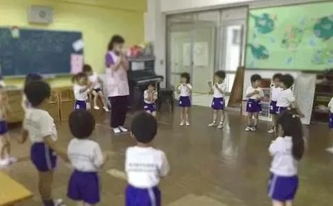 我爱我的幼儿园教案