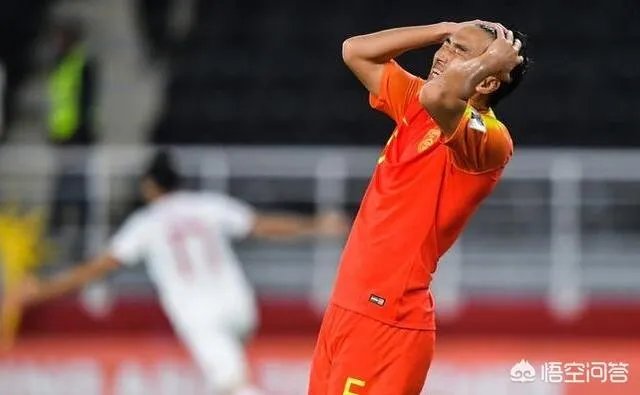 冯潇霆因亚洲杯失误被恒大下放预备队,对此你怎么看?