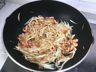 茭白炒虾