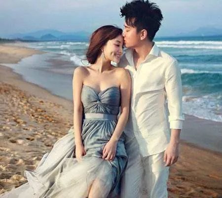 贾乃亮李小璐真的离婚了吗?