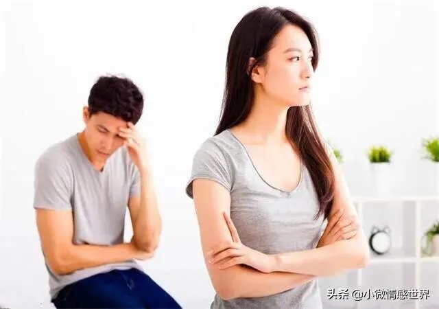 男朋友的家人突然说不喜欢我了，希望男朋友和我分手，我想知道我还要再努力改变一下他们对我的看法吗？