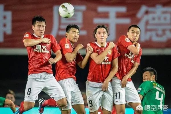 如何分清楚赵旭日和冯潇霆?