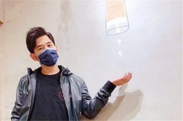 周杰伦代言的香飘飘果汁喝出异物,会对周杰伦的形象有影响吗?