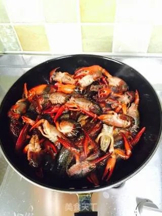 十三香辣龙虾