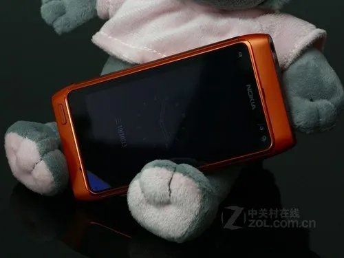1200万像素的光影 诺基亚N8火热销售1100元