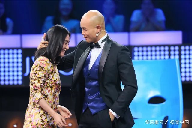 得罪了金星还强吻谢娜,乐嘉到底为何被封杀?