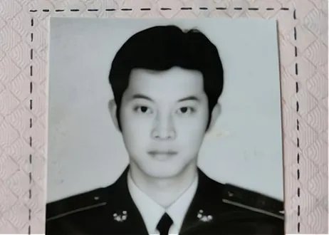 沙溢晒军艺毕业时的毕业照,为何引来沈腾、杨洋前来围观?