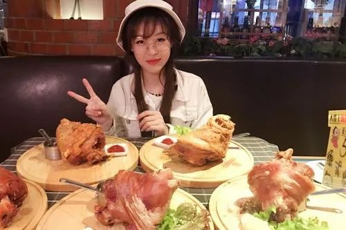 大胃王吃播会给我们带来哪些负面影响?