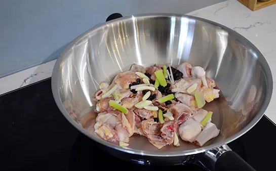 自动烹饪乐趣加分 老板电器无人锅让你秒变大厨