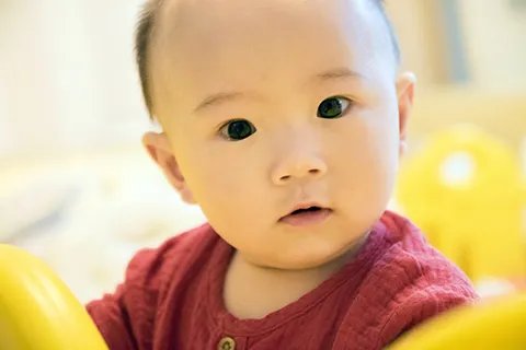 小孩流鼻血是什么原因