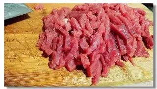 芹菜炒牛肉