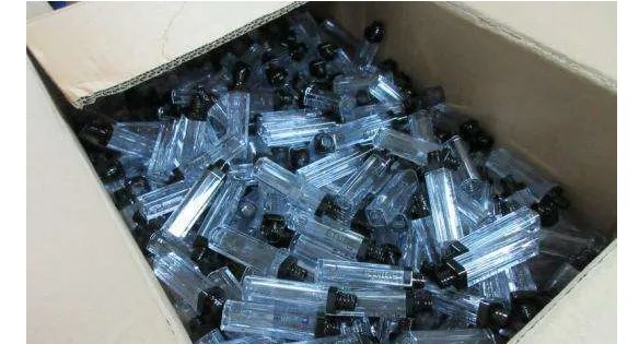 警方缴获多少假化妆品?