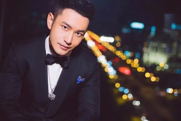 汪涵黄晓明不会打字,袁姗姗不会扫码,没有常识还是节目效果?