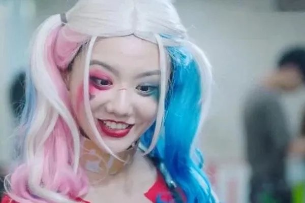 《穿越火线》的苏佳意每天一套cosplay,她扮过哪些角色?