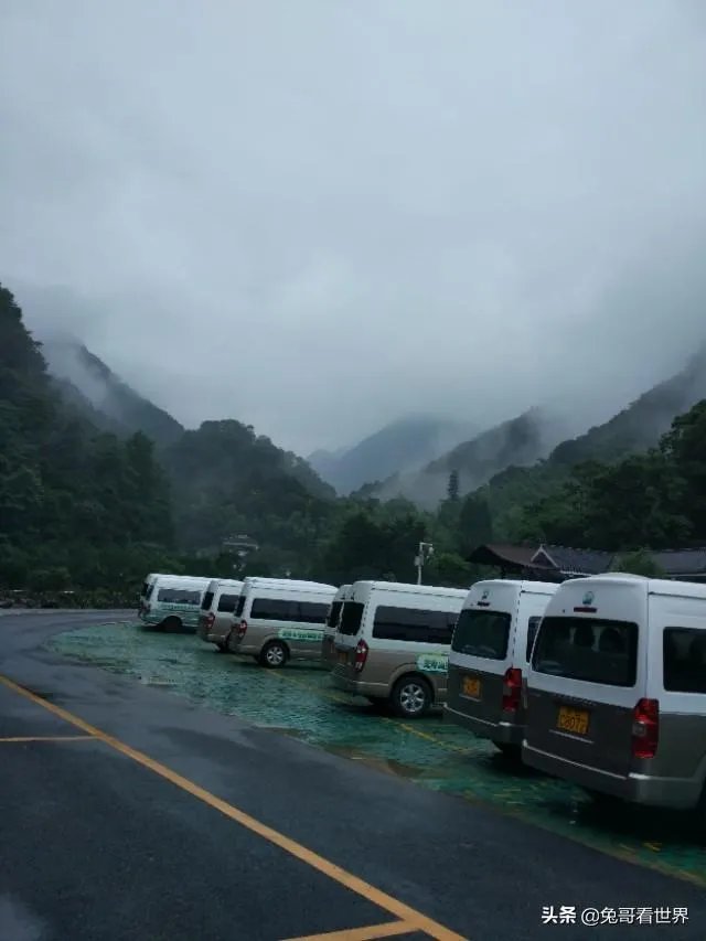 你去过的第一个A级景区是哪里?给你留下了什么深刻印象?