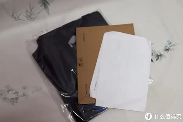 品牌T恤衫
