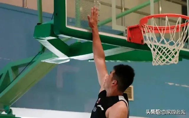 首钢体测3人未通过,杨鸣获新身份,劳森道歉,你怎么看?
