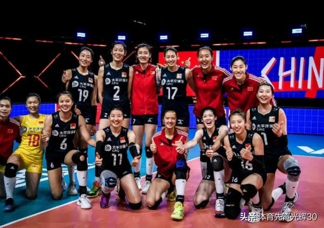 今晚女排3:0战胜俄罗斯,朱婷和李盈盈谁发挥的更好?
