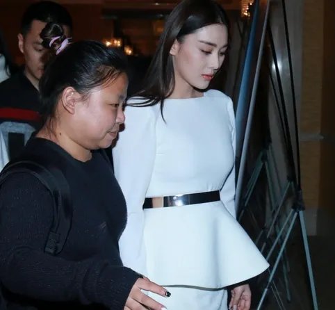 张馨予演话题女王本色出演 戏里戏外戏如人生